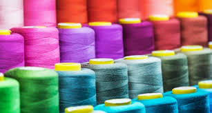 Jakie nici do szycia jeansu, skóry i dresówki?